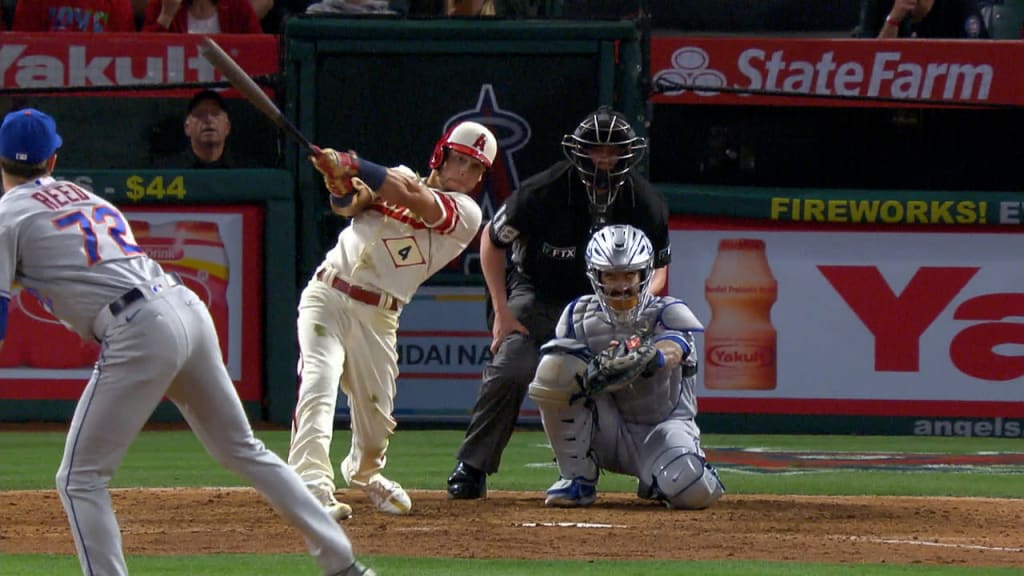 Andrew Velazquez hits his first home run for New York Yankees