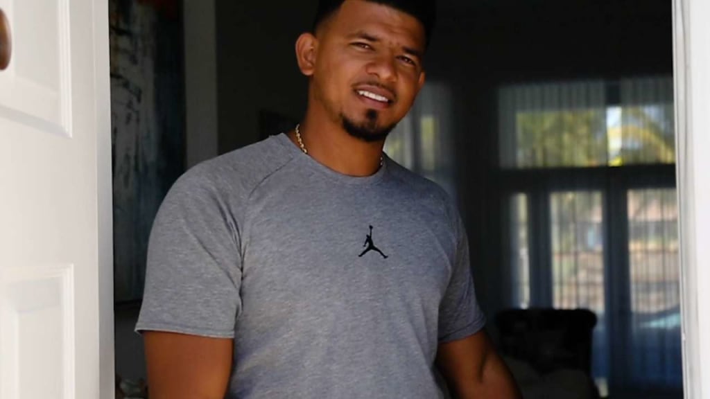 Eduardo Escobar y su coleccion