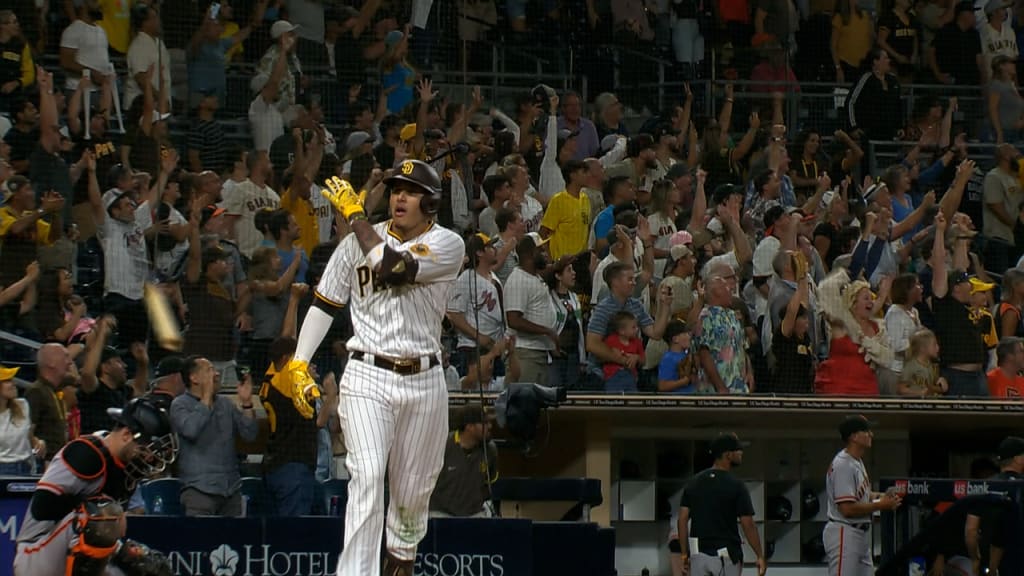 Manny Machado's three-run homer, 07/08/2022