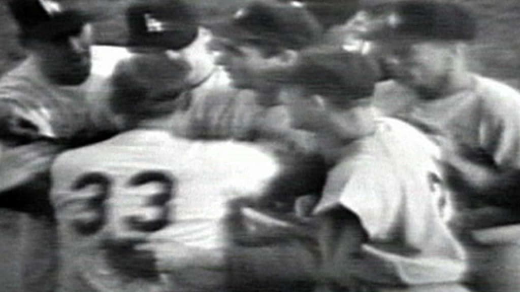 Dodgers World Series video: 1965 World Series Game 7 vs. Twins