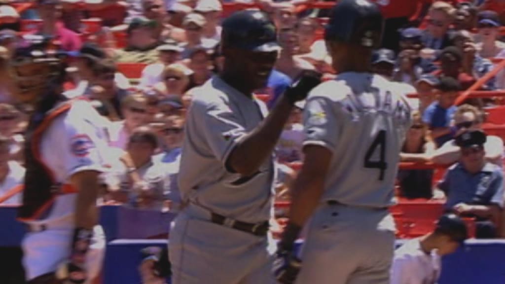 Yan homers in first MLB at-bat