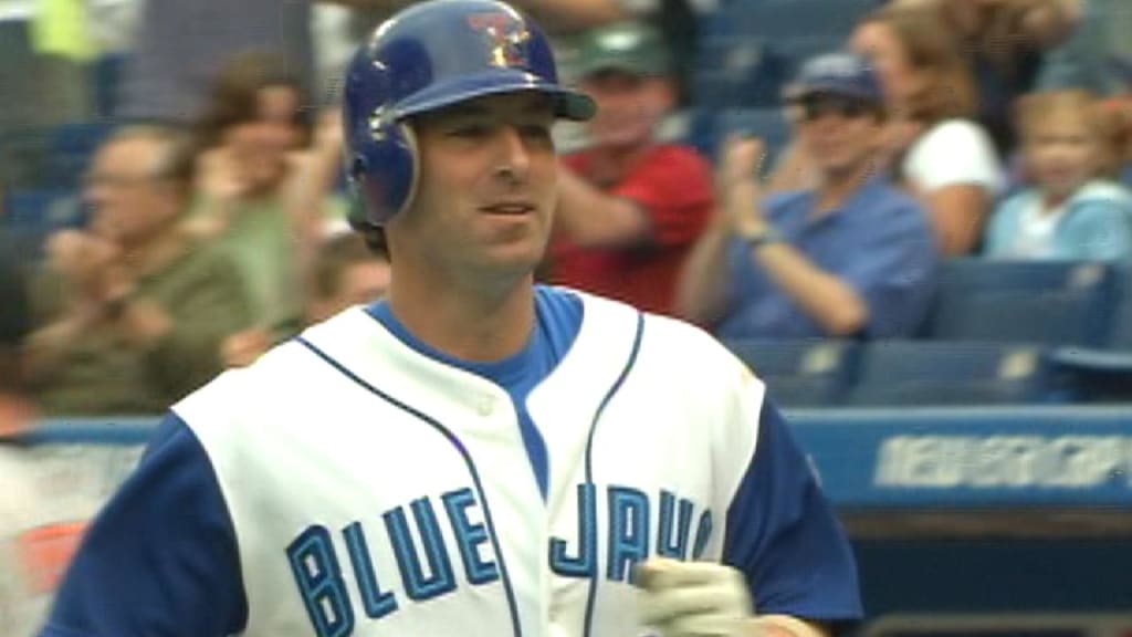 Greg Myers races around the diamond for a homer | 09/13/2003