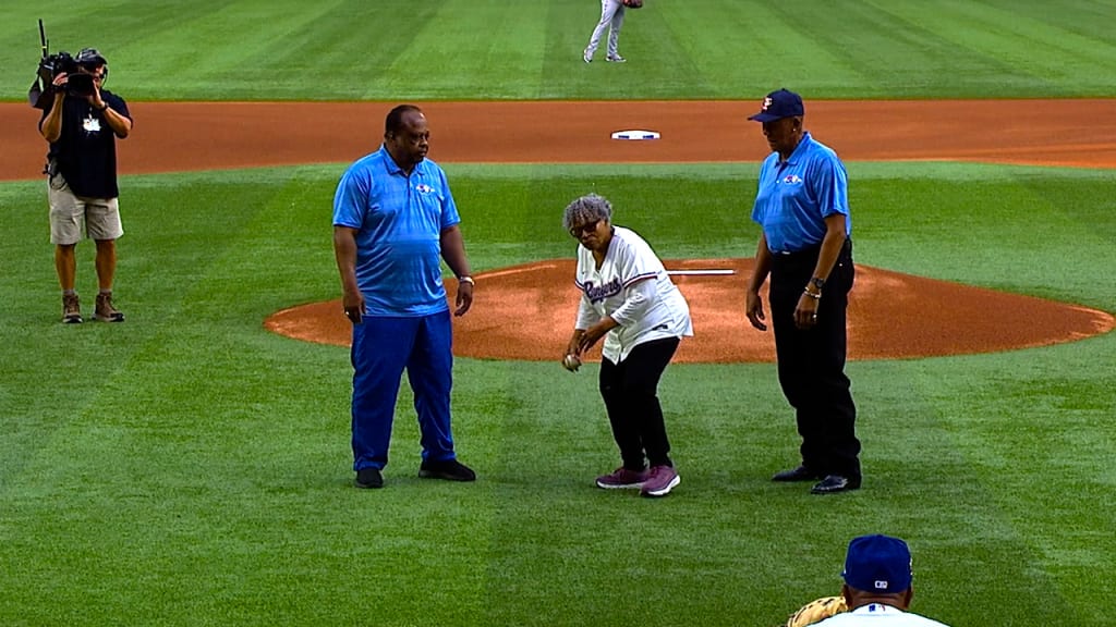 Juneteenth icon Opal Lee throws first pitch at Texas Rangers game