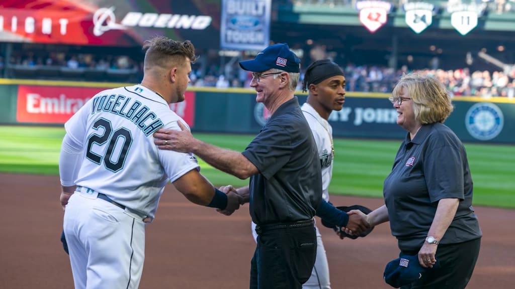 Salute to service mlb online