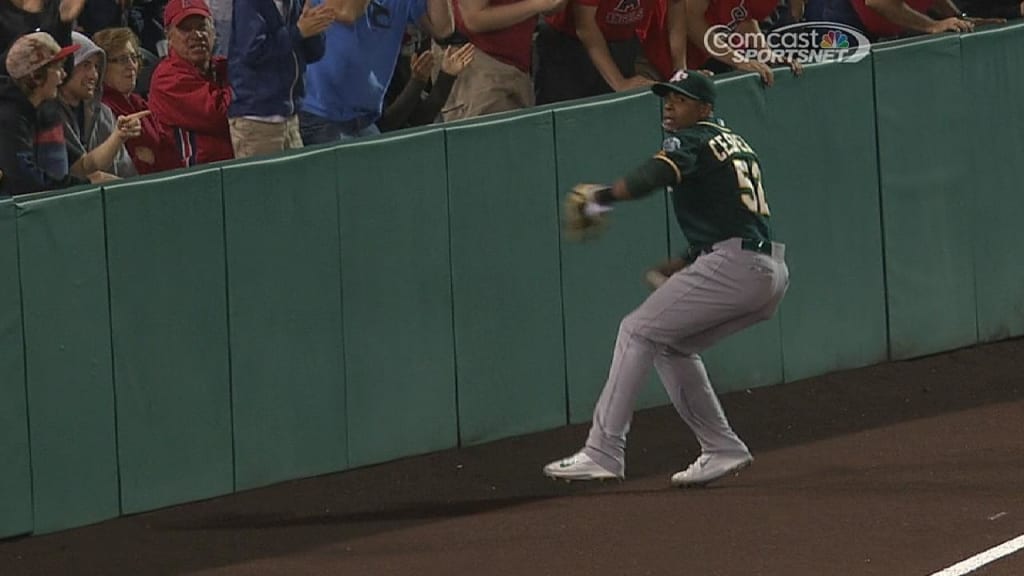 Cespedes' outstanding throw home, 06/10/2014