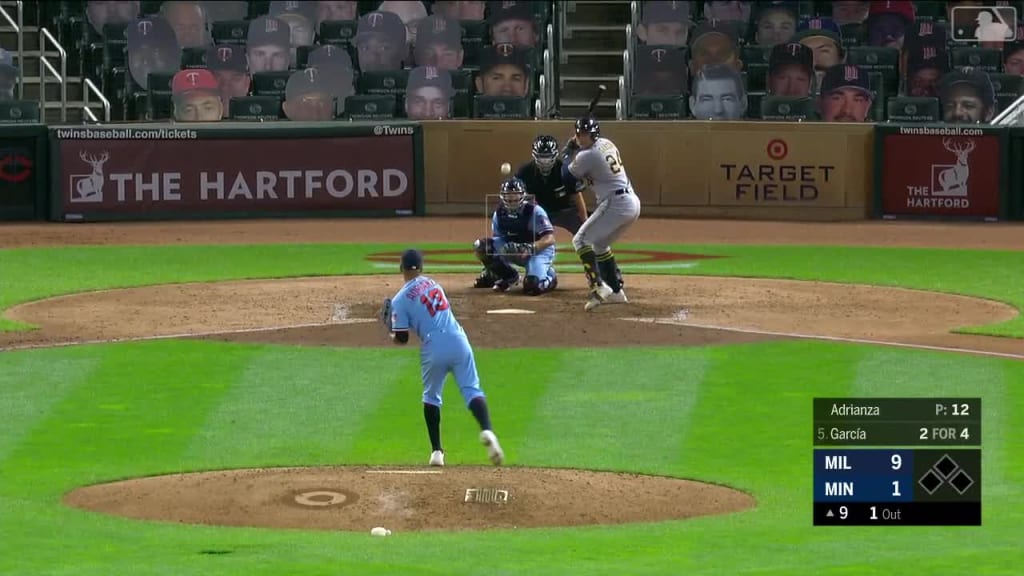 Ehire Adrianza throws Twins' slowest pitch of 2020