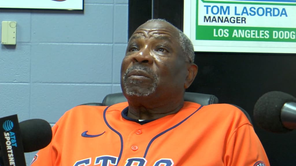 Dusty Baker honored in ceremony, 05/04/2022