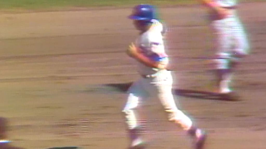 Ron Santo's 300th home run, 09/21/1971