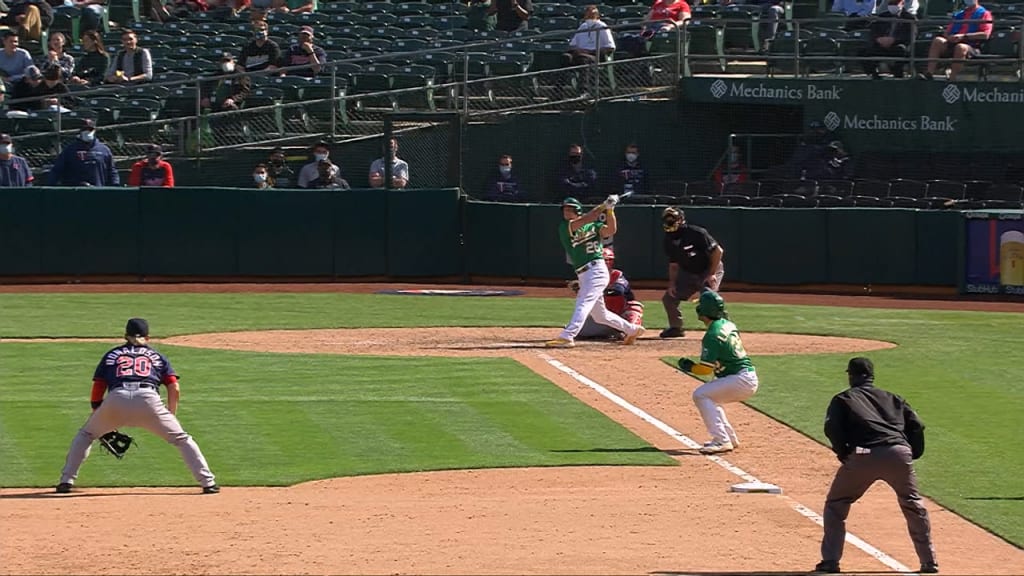Matt Chapman ties the game