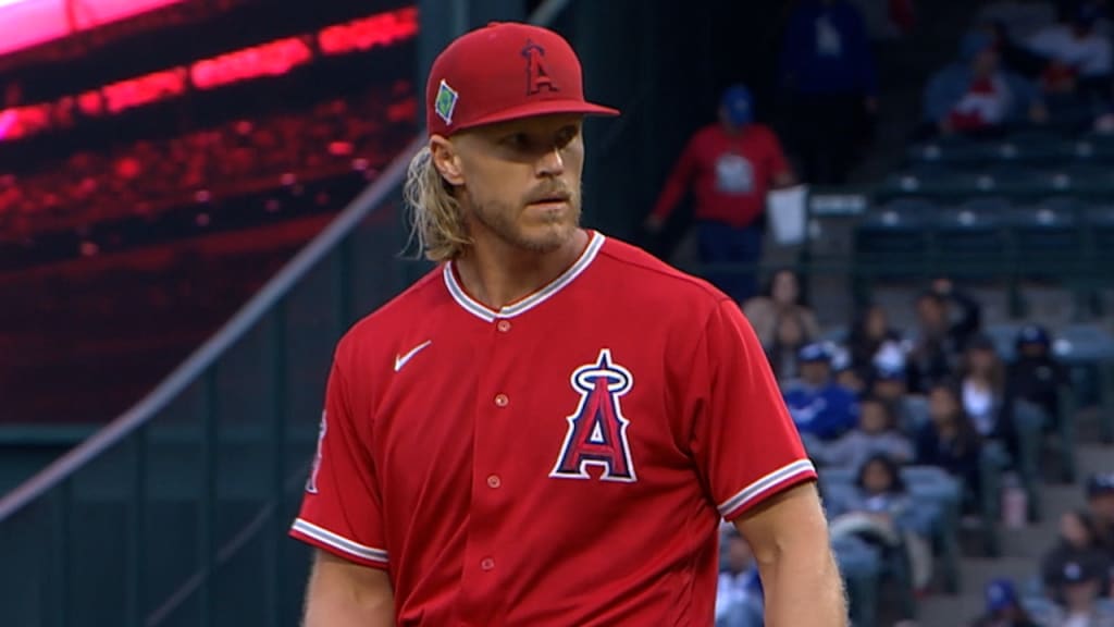Syndergaard fans seven