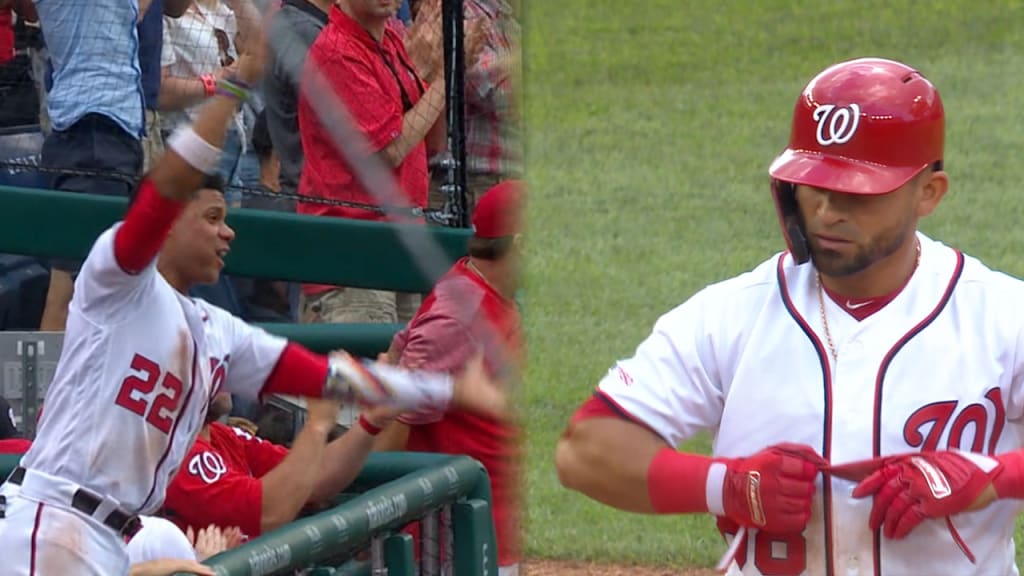 Nationals Gerardo Parra Starts Stadium Craze With Baby Shark Song Los Angeles Times