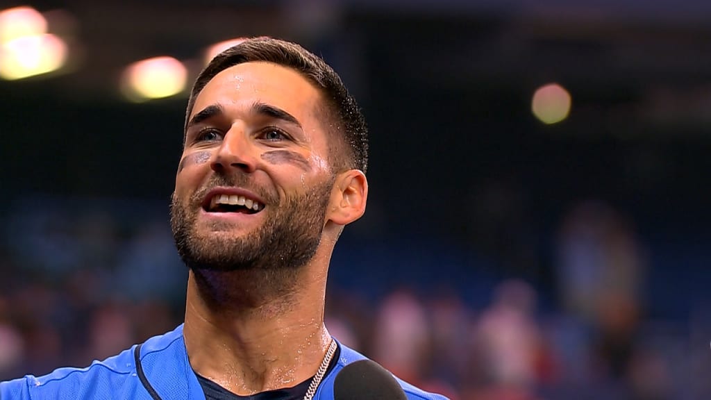 kevin kiermaier eyes blue or green｜TikTok Search