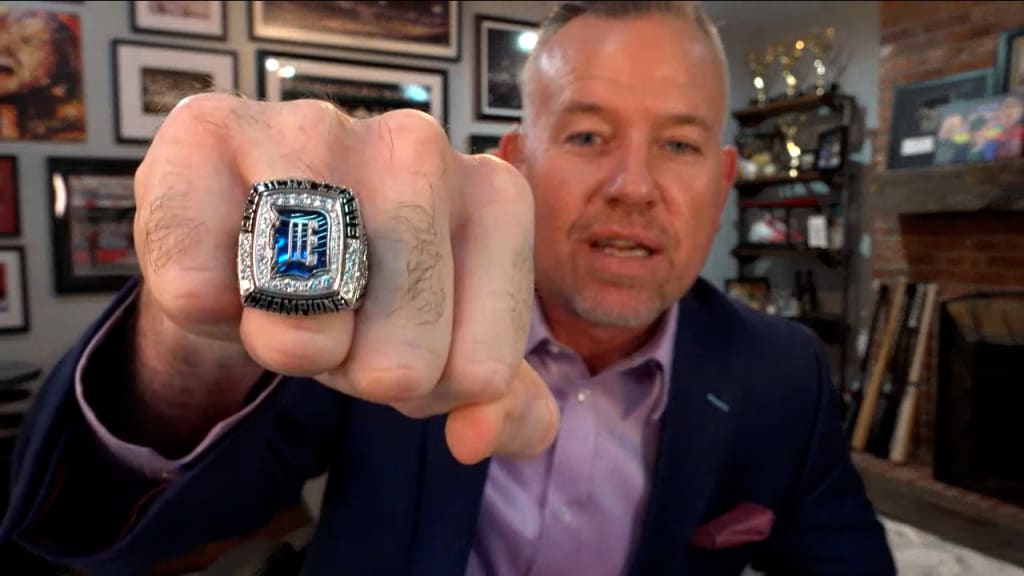 Me wearing real 2017 WS and 2021 ALCS rings : r/Astros