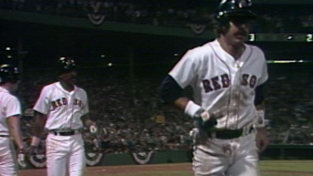 Red Sox score five in 3rd