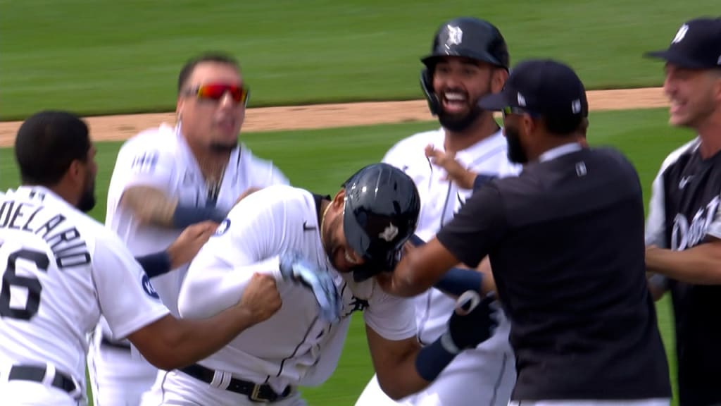 Reyes' gives Tigers 4-3 walk off win over Padres – Thursday