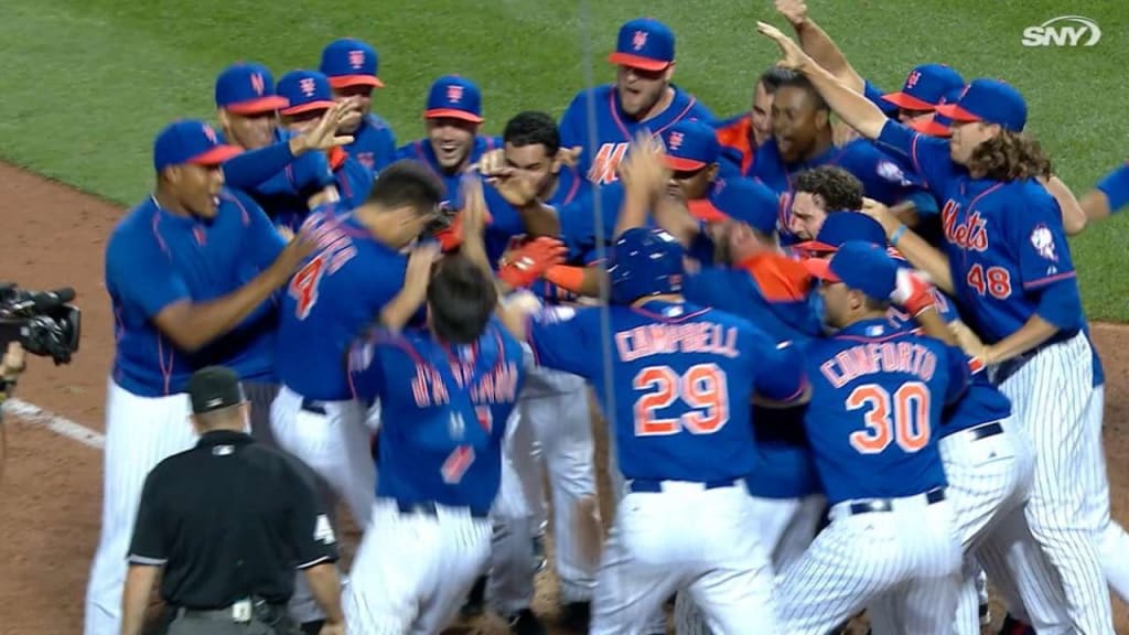 7/31/15: Flores lifts Mets with walk-off homer 