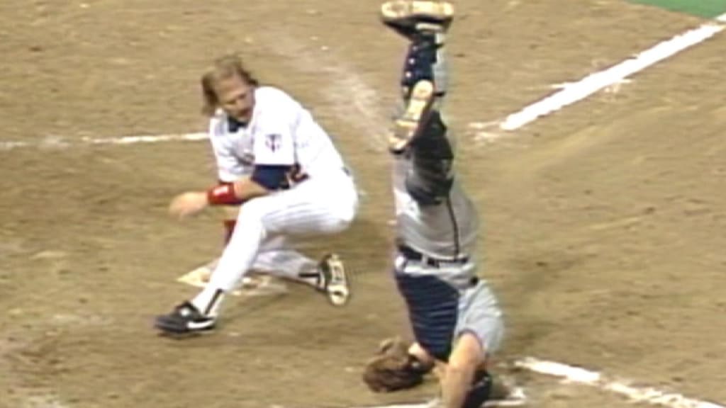 Hunter, Olson get out at home, 10/19/1991