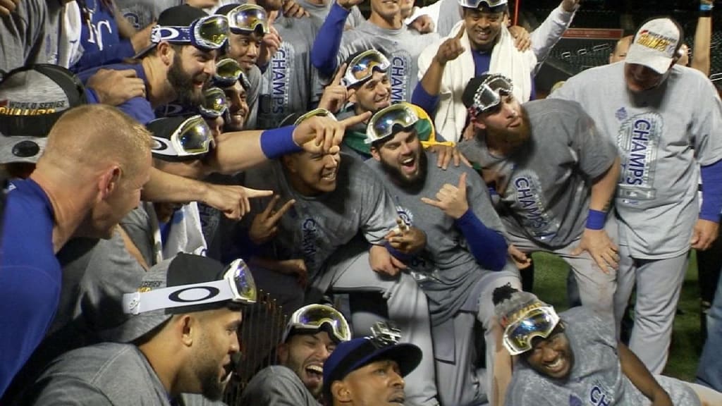 Royals win 2015 World Series, 11/01/2015