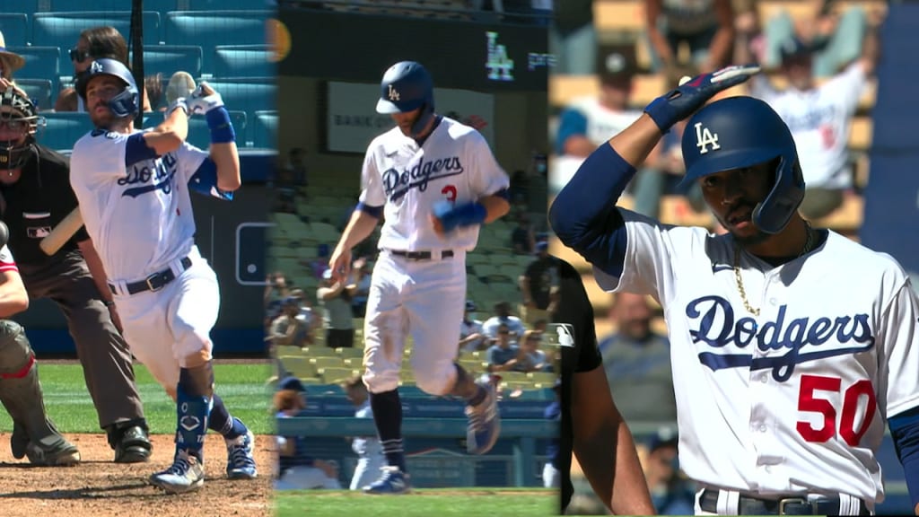 Dodgers score six in the 8th