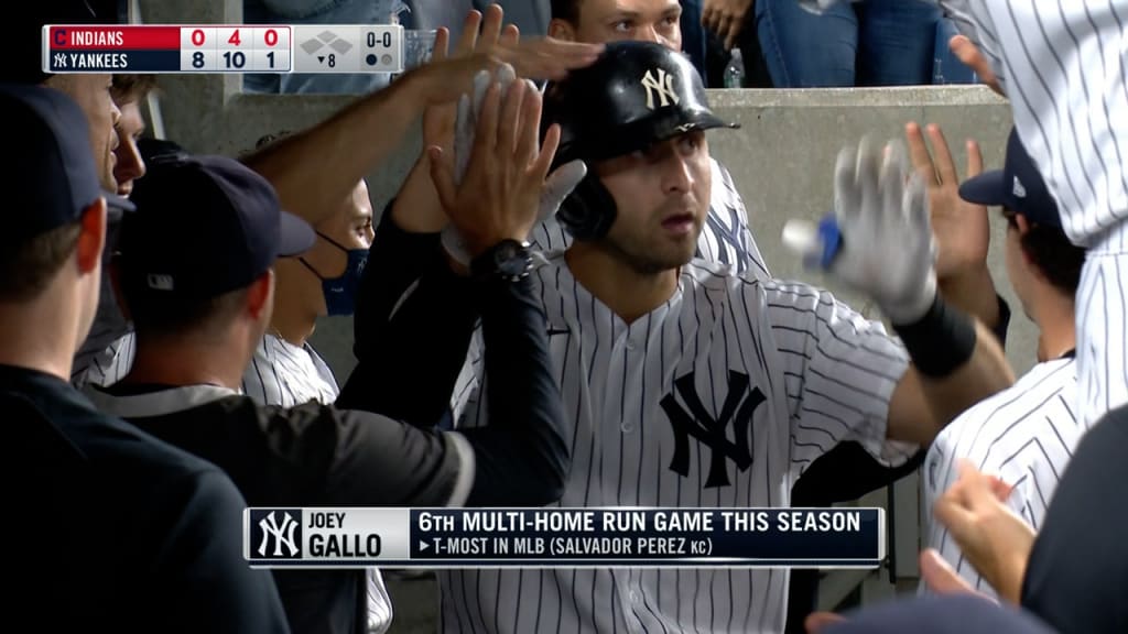 Joey Gallo hits 1st Yankees homer