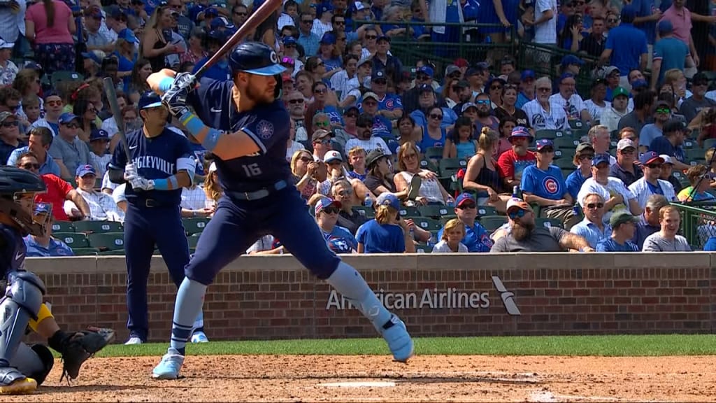 Watch: Patrick Wisdom Breaks Up Pitcher's Duel with Solo Home Run