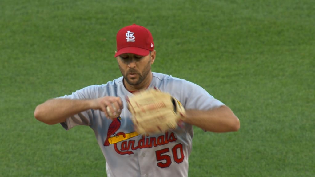 Cardinals pitcher Adam Wainwright will give concert to fans at home series  finale – KIRO 7 News Seattle