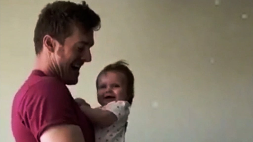 Hug Dad Phone Commercial 2022