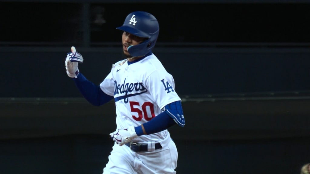 Mookie Betts extends Dodgers' lead with solo homer | 05/04/2022 | MLB.com