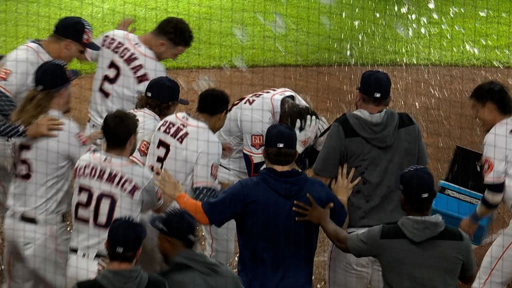 Yordan Alvarez's walk-off HR, 07/04/2022