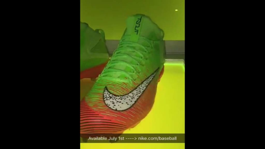 Mike Trout s new Nike shoe