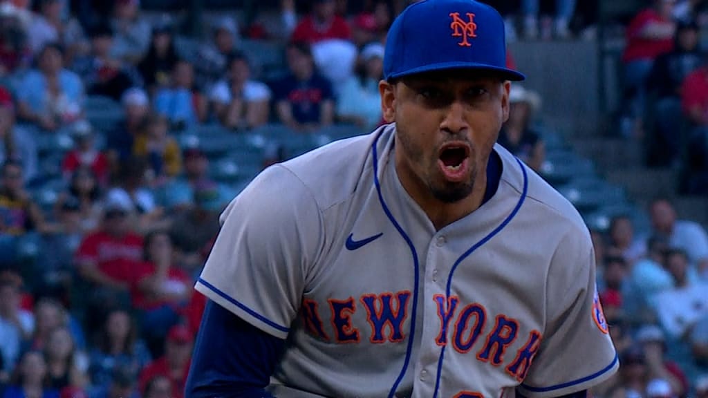 Report: Mets re-sign closer Edwin Díaz to five-year, 2 million contract