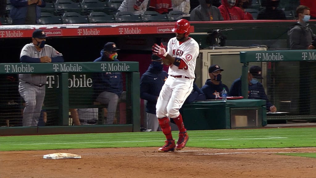 Dexter Fowler's RBI base hit