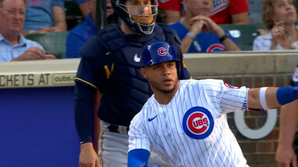 Willson Contreras solo home run
