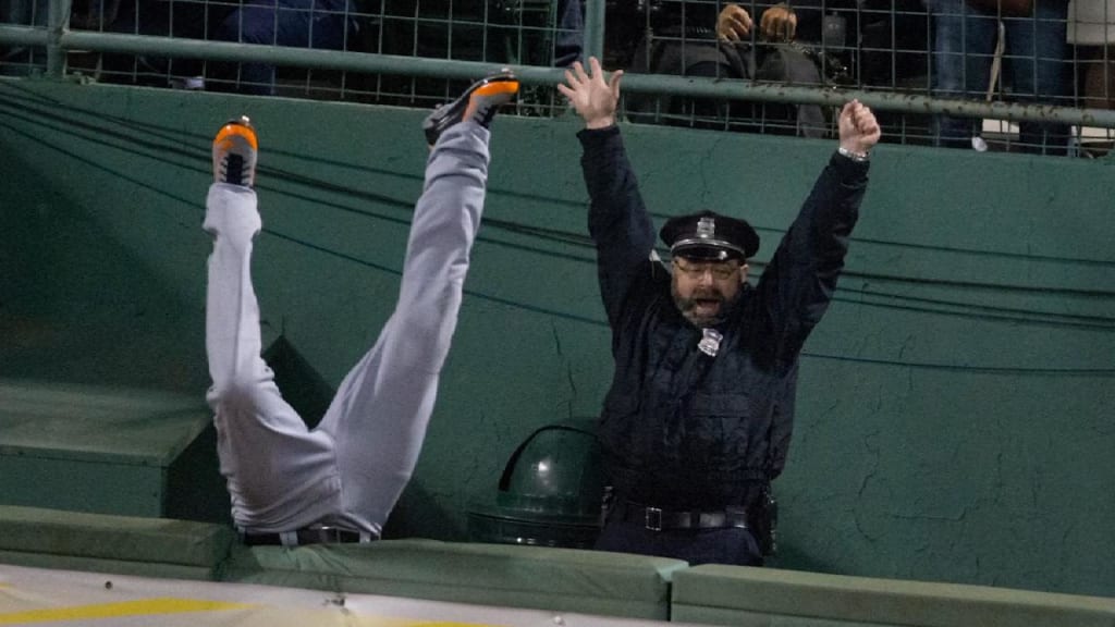 Boston Red Sox stars visibly distressed as fan falls into bullpen during  MLB game - Mirror Online