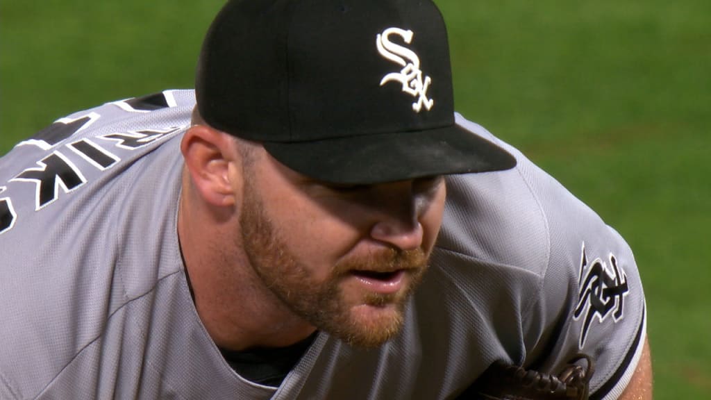 Liam Hendriks White Sox GIF - Liam Hendriks White Sox - Discover