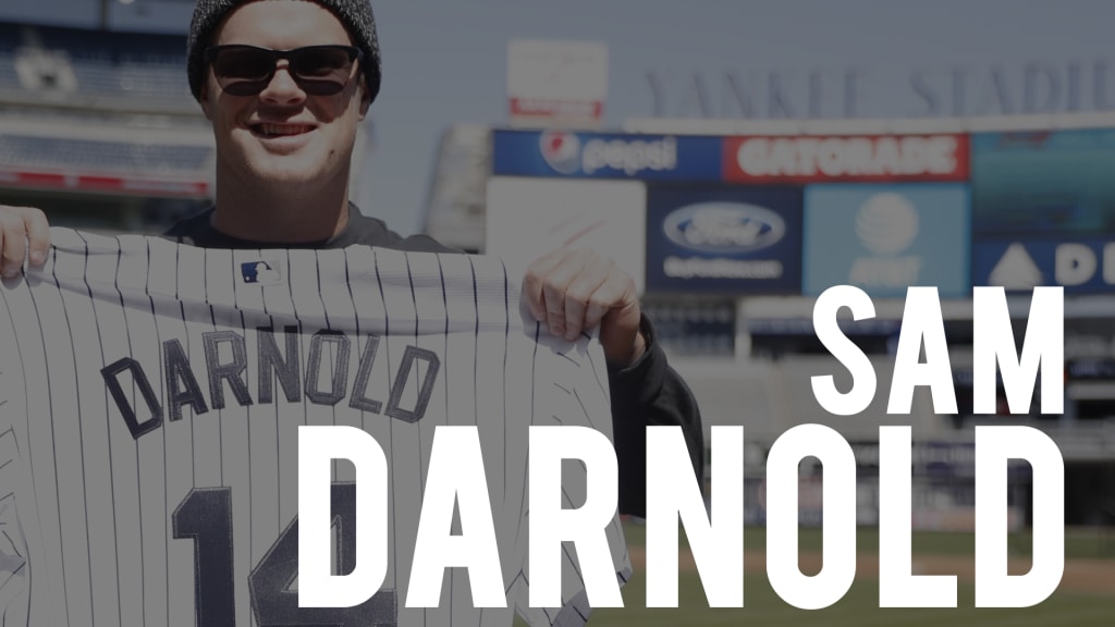 Sam Darnold Women top collectibles
