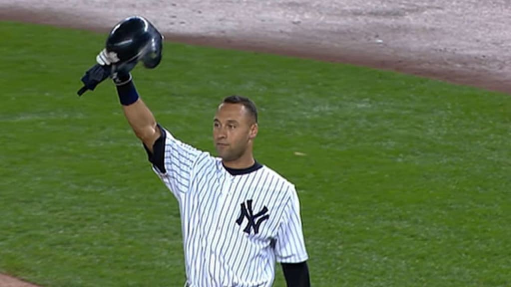 Fans tip hat to Yankees legend Derek Jeter as he pays heartfelt tribute to 9 /11 first responders