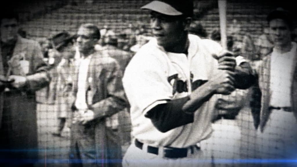 Jackie Robinson: Breaking ML Baseball's Color Barrier