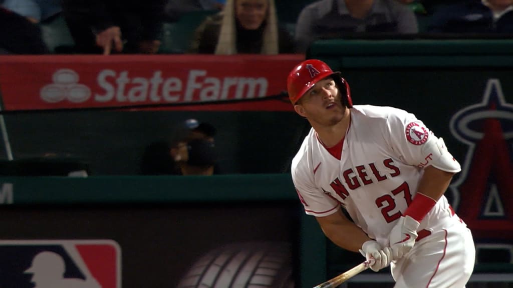 Mike Trout's first homer of 2021, 04/05/2021