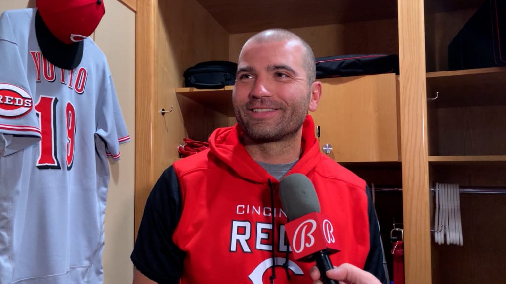 Congrats To Joey Votto On 350 Bangs-350 Cincinnati Reds poster shirt,  hoodie, sweater and long sleeve