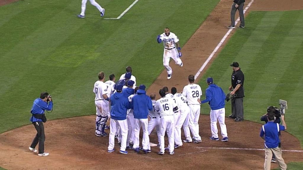 Matt Kemp homer leads Dodgers to win - The Boston Globe