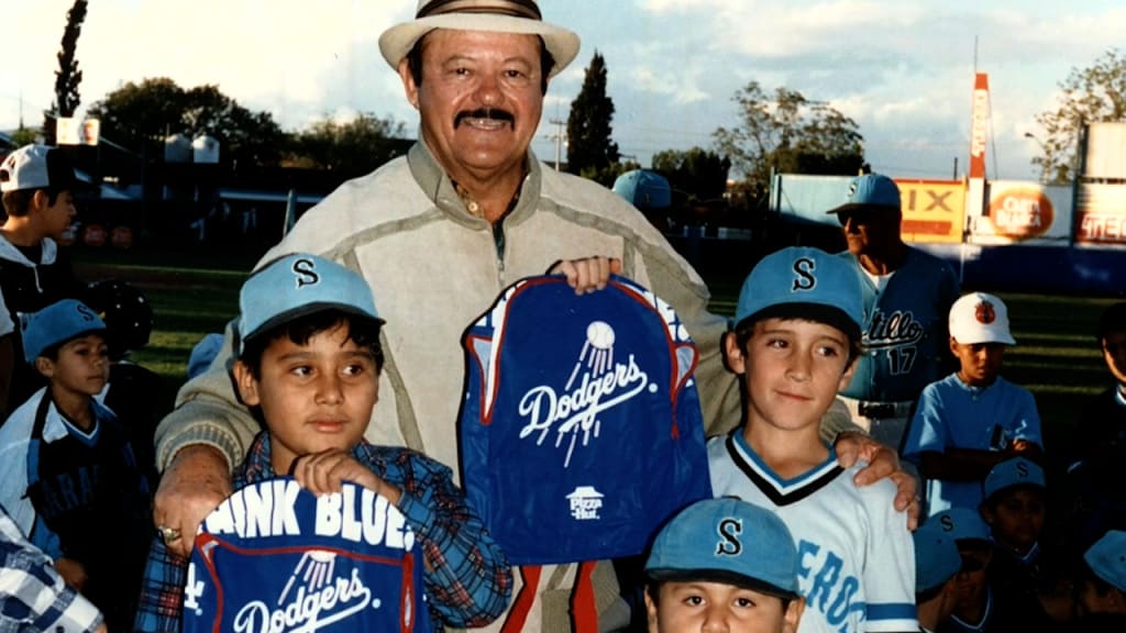 Honoring Dodgers scout Mike Brito, 07/07/2022