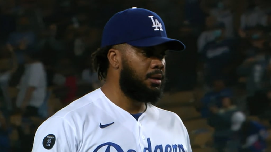 Kenley Jansen uses intentional balk to ensure Dodgers' win