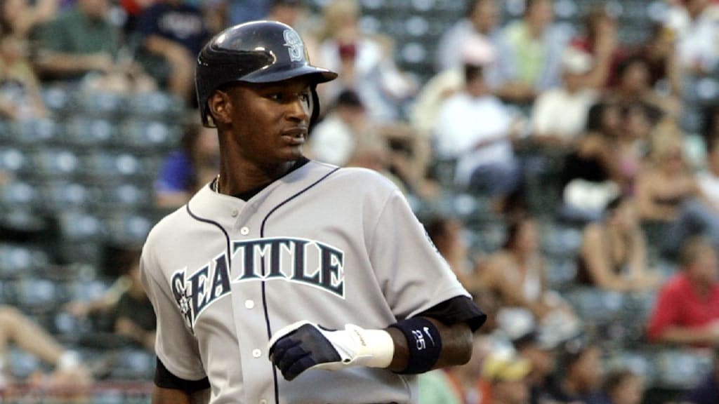 Adam Jones' first home run, 08/10/2006