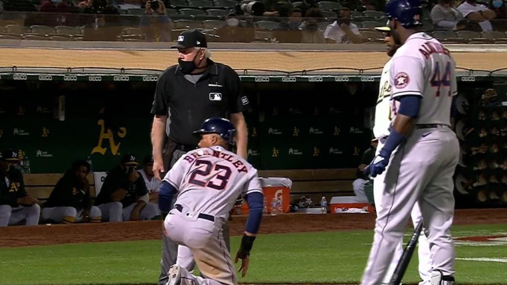 Brantley Scores On Wild Pitch 04 01 21 Houston Astros