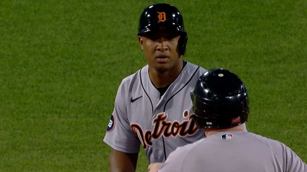 Lineup: Detroit Tigers to wear green-trimmed uniforms in