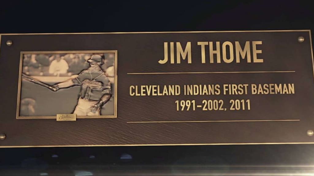 Thome heads list of Indians' Hall of Fame class