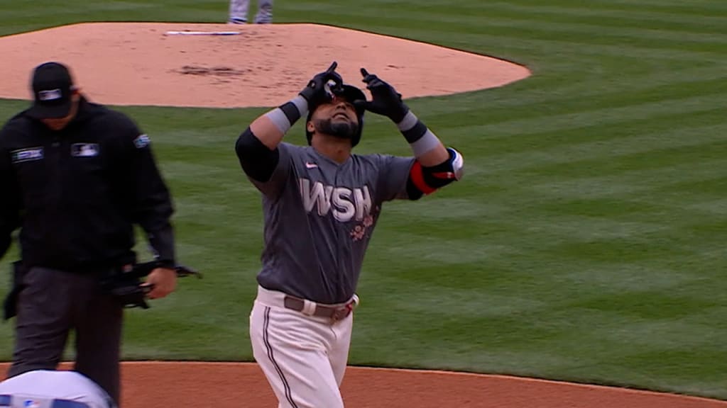 Nelson Cruz hits 450th homer in Nationals first win