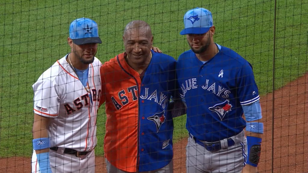 Yuli and Lourdes Gurriel Jr. live dad's dream