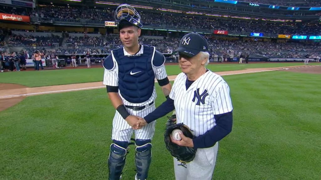 Ralph Lauren throws 1st pitch | 09/20/2018 | New York Yankees